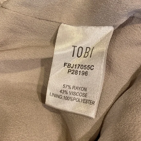 Tobi Stella paisley soft print deep V neck romper - Picture 5 of 5